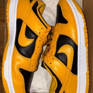 Nike Dunk Low Championship Goldenrod Men US 10.5